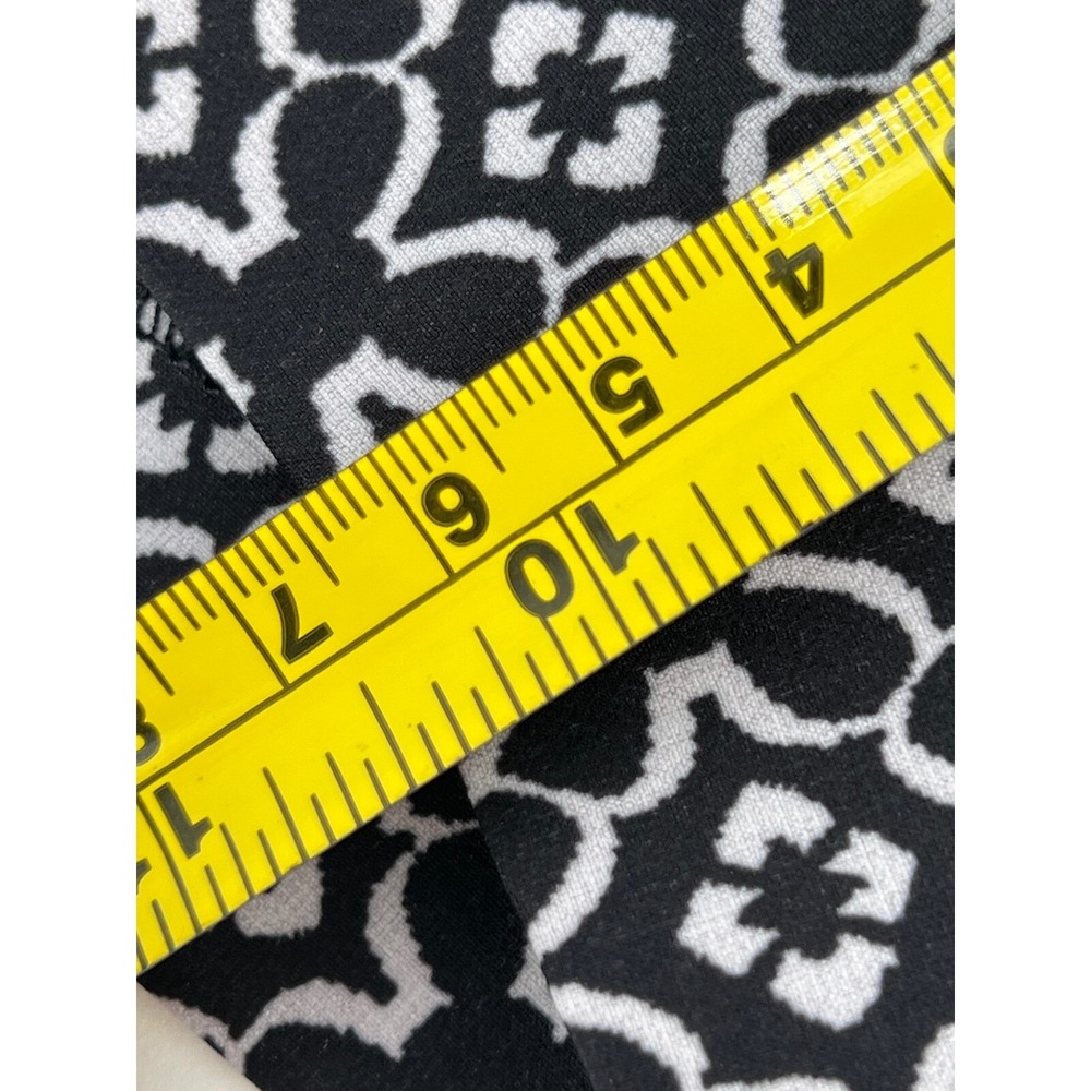 EP Pro Golf Shorts Black White Geometric Print Women's Size 16 - Picture 6 of 13